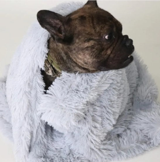 FELVO Nuzzle, Plush Pet Blanket, product photo