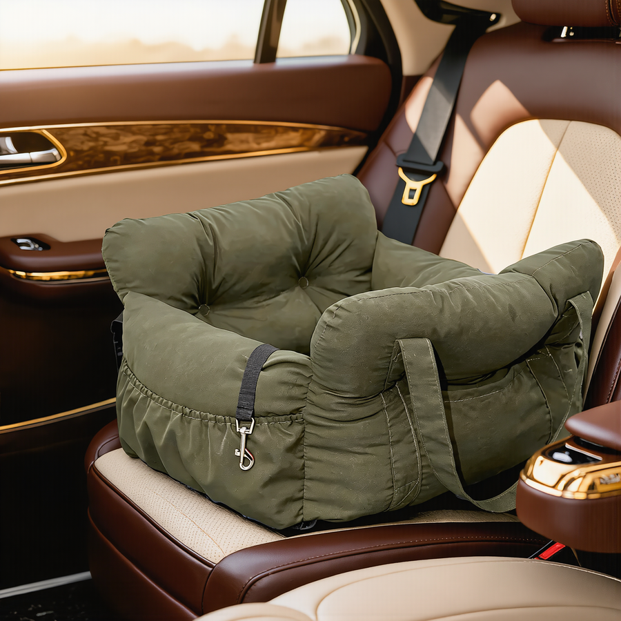 FELVO Cruise, Strapped Booster Seat Bed styled in a warm modern interior