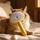 FELVO Mist, Anti-Static Grooming Brush in use