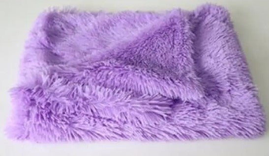 FELVO Nuzzle, Plush Pet Blanket, product photo