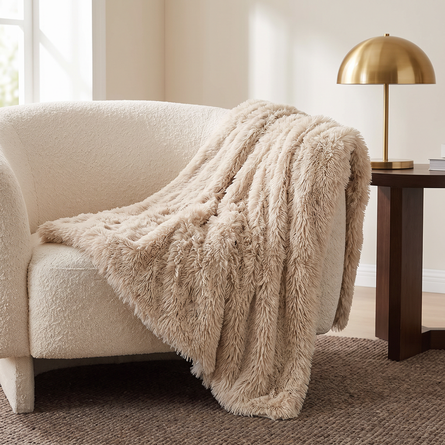 FELVO Nuzzle, Plush Pet Blanket, lifestyle cover