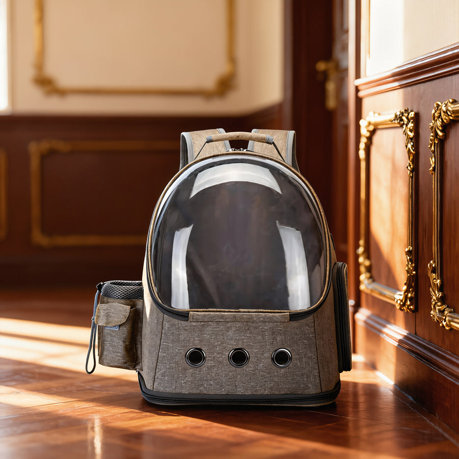 FELVO Bubble Pack, Soft Grey Capsule-Window Carrier styled in a warm modern interior